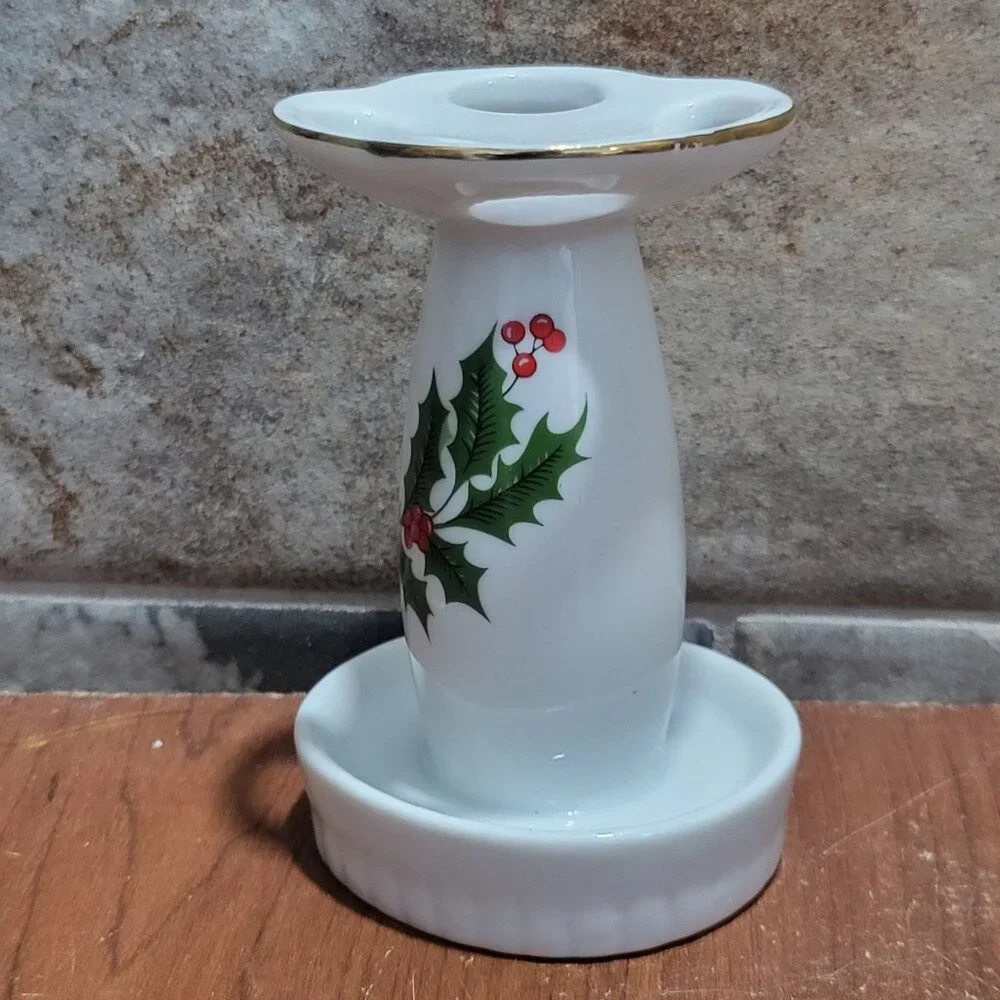 Vintage Porcelain Green Holly Leaves Berry Toothbrush Holder